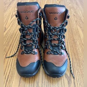 Vasque Women's Vibram Gore-Tex Brown and Black Lace Up Boots 9.5M